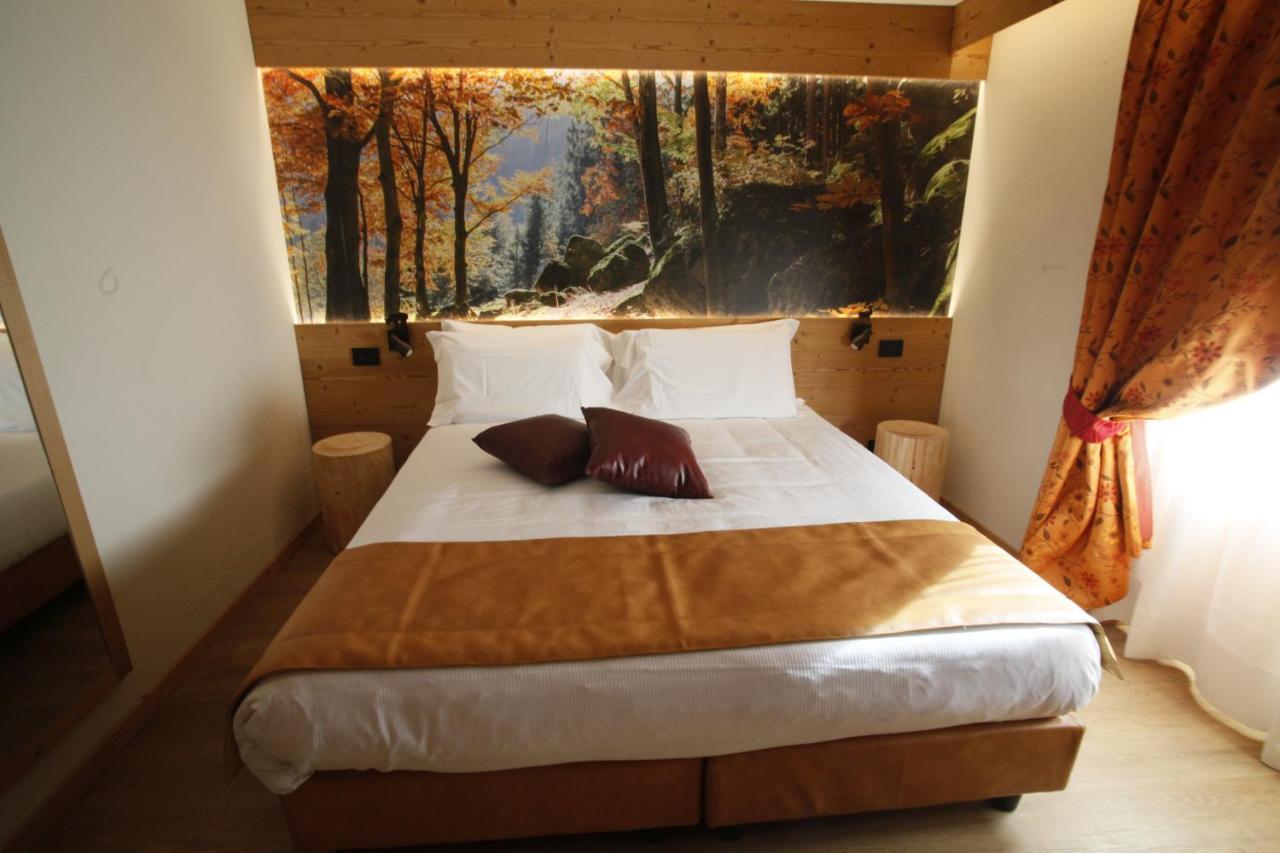 Hotel Petit Tournalin Champoluc Exterior foto